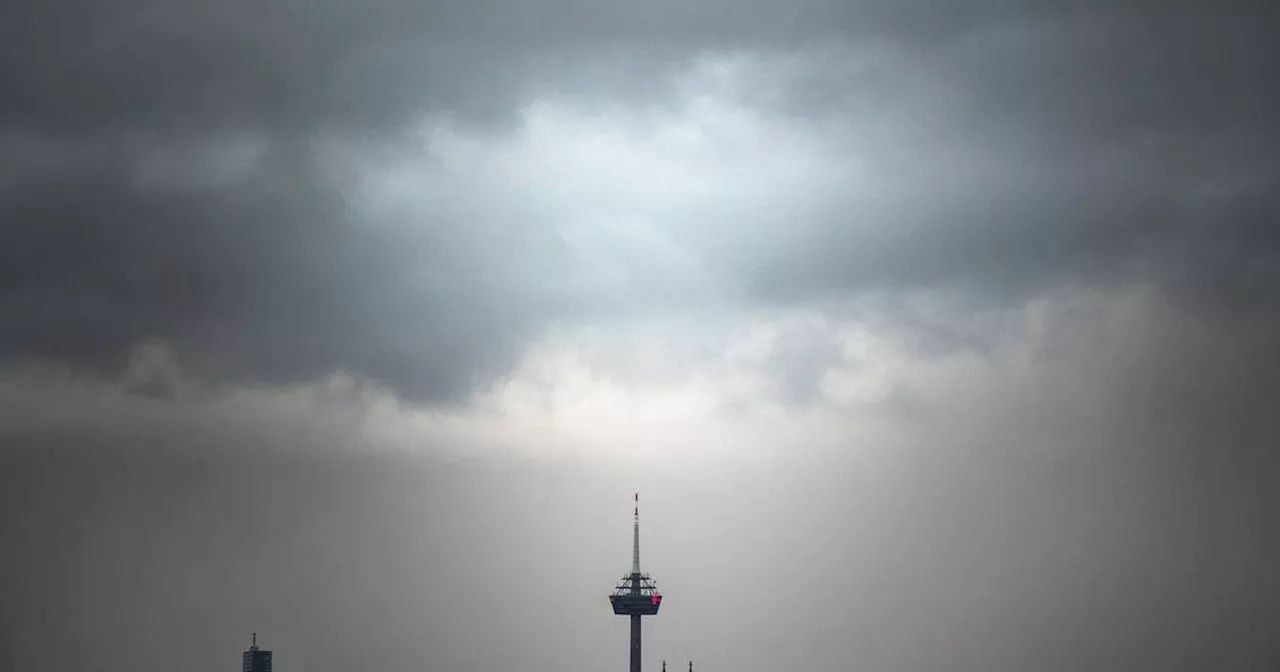 Wetter in NRW: Erst Gewitter ud Saharastaub, dann Sommer-Intermezzo​