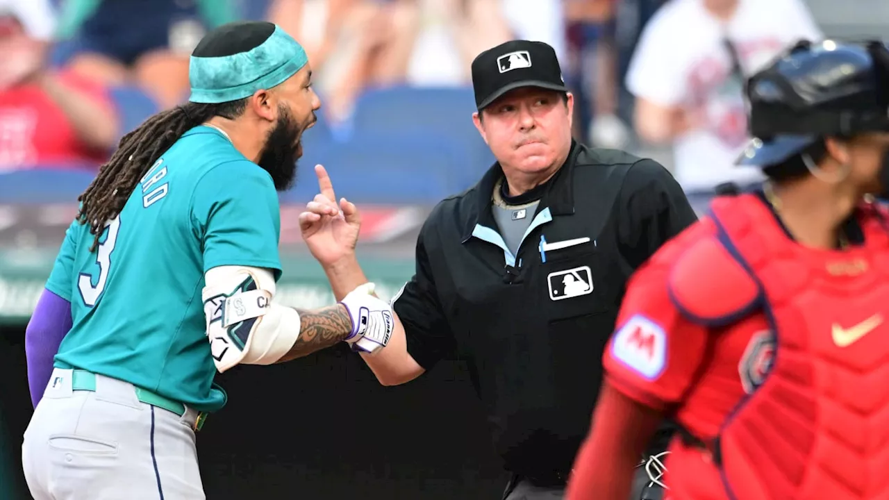 Popular Mariners Fan on 'X' Had Pizza Delivered to J.P. Crawford After Ejection