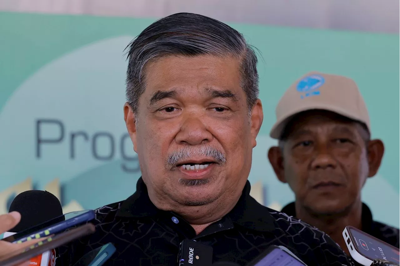 Mat Sabu urges durian farmers to go big for China market