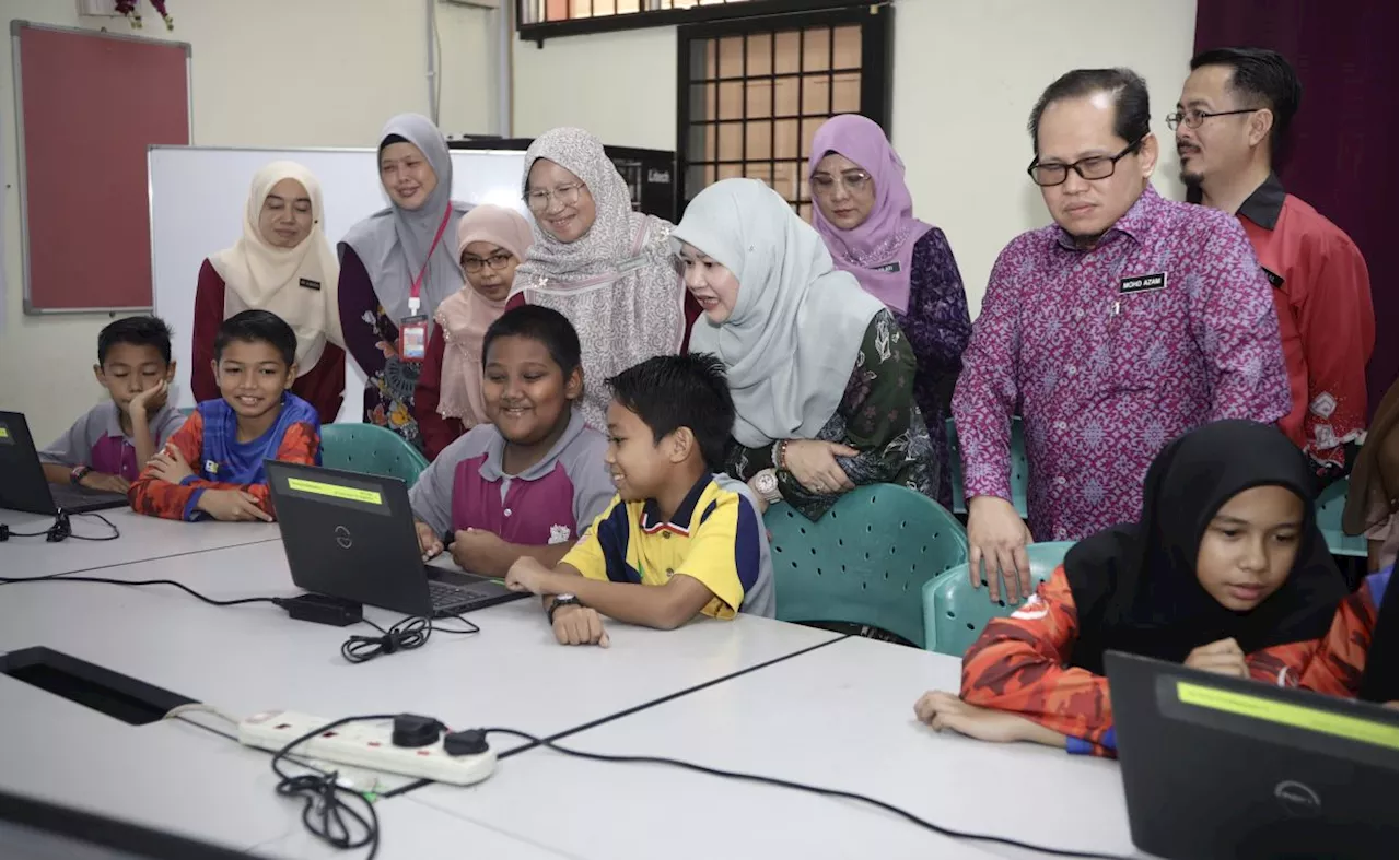 No exceptions, all govt schools must follow new DLP guidelines, says Fadhlina