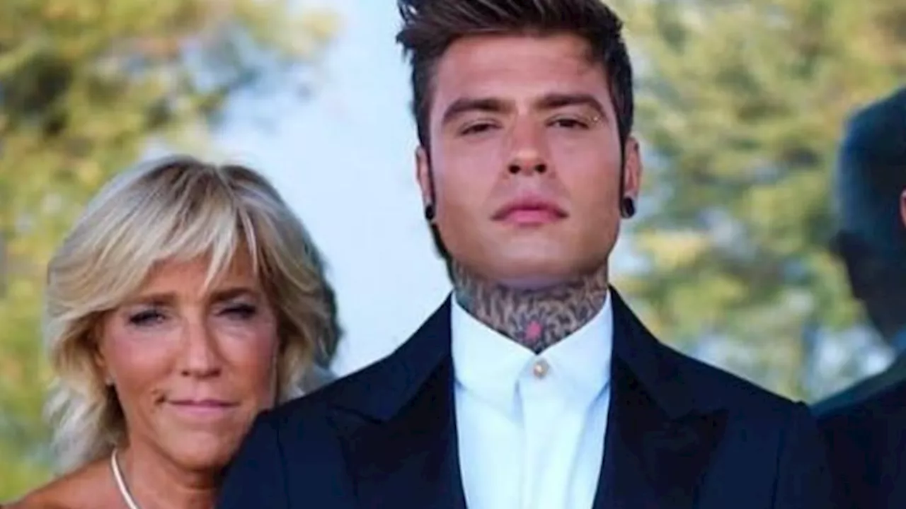 Fedez, il messaggio social della madre contro Francesco Facchinetti