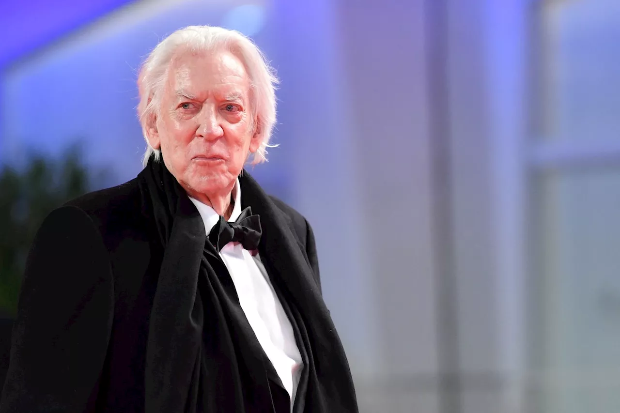 Donald Sutherland, ‘shape-shifty’ movie stalwart, dies at 88