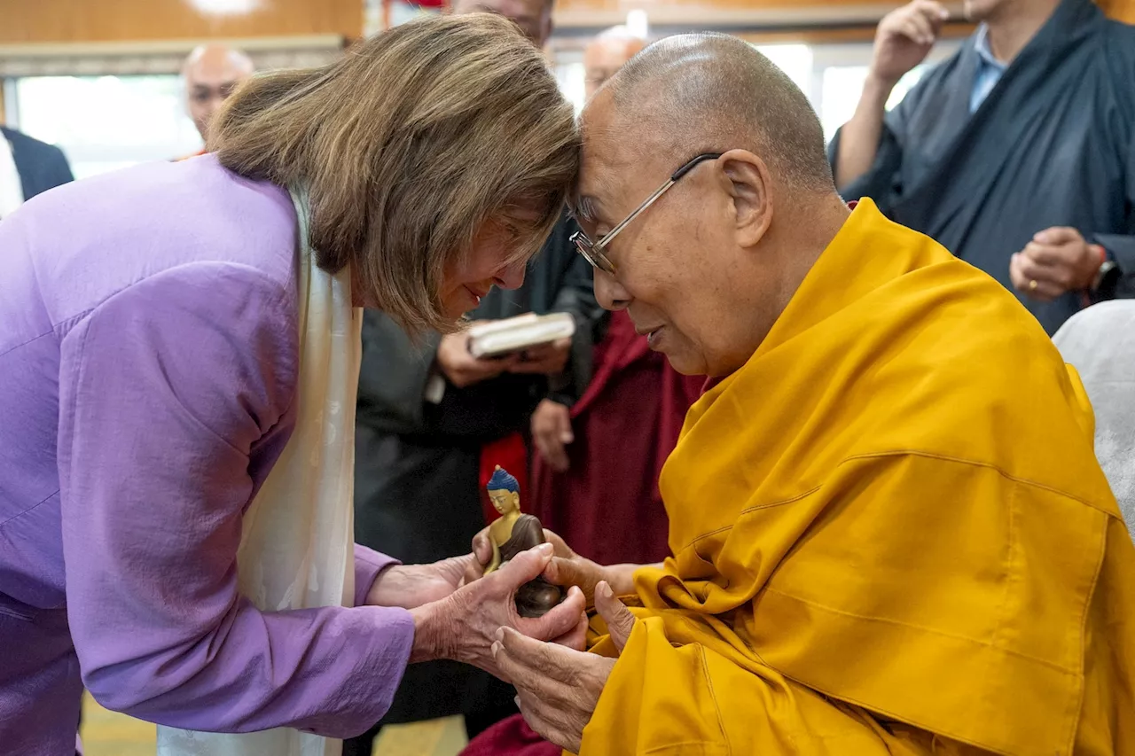 U.S. lawmakers support Dalai Lama amid questions over Tibet’s future