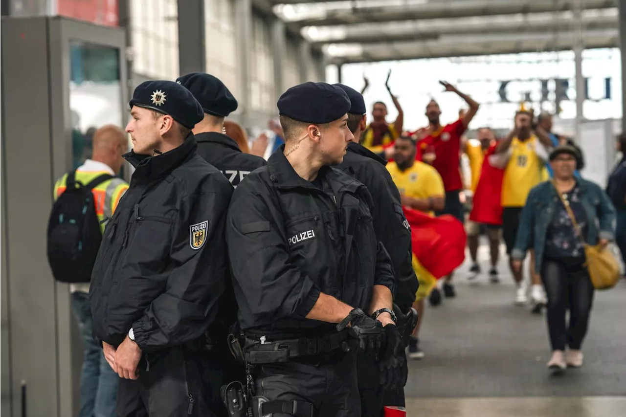 Bettlerin greift Passantin am Hauptbahnhof an - Bundespolizei bringt Frau wieder in Klinik