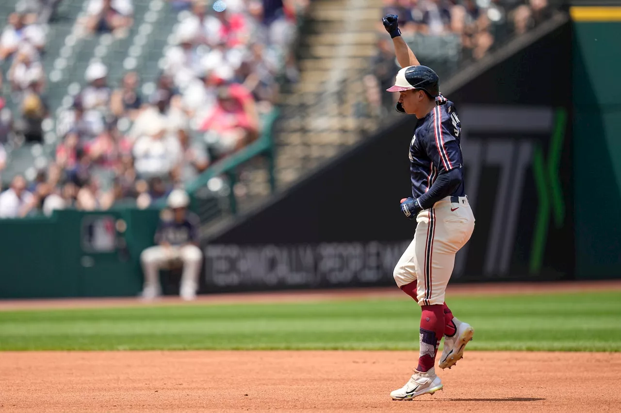 Guardians right fielder hits two homers against Mariners with simplified swing