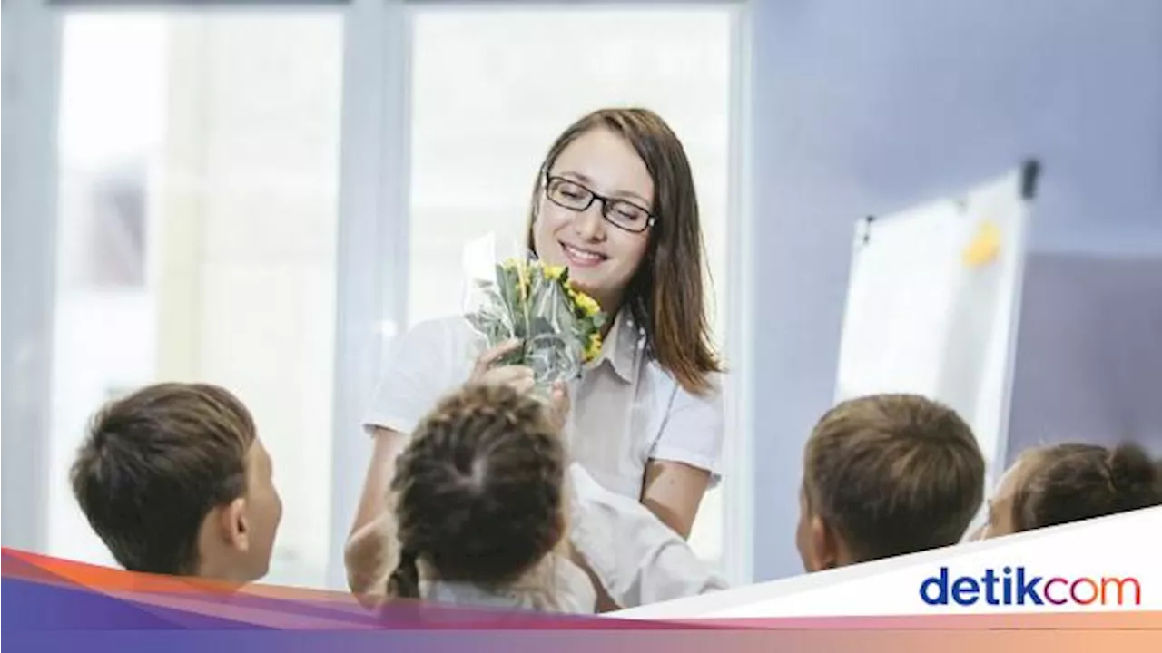 50 Ucapan Terima Kasih untuk Guru dari Murid, Singkat tapi Menyentuh Hati