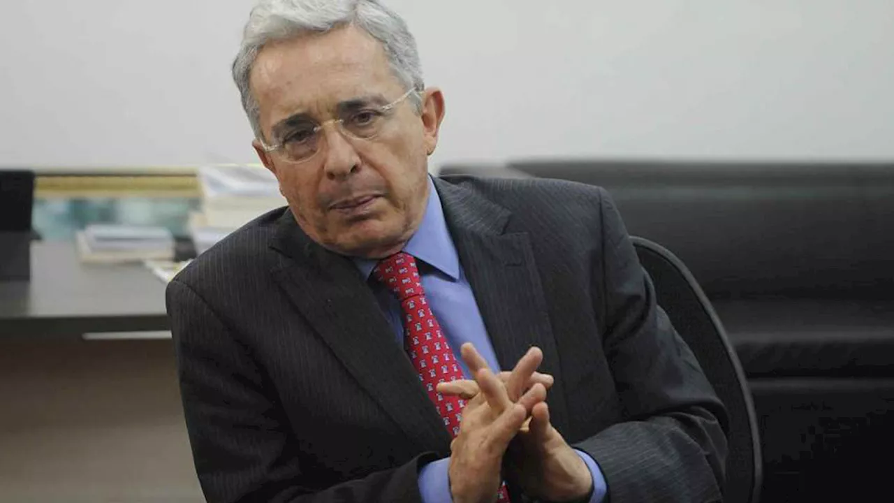 “Sería un atropello pretender convocar a una constituyente”: Álvaro Uribe