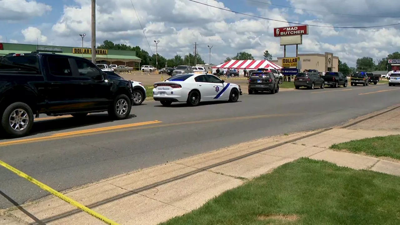 Fordyce, Arkansas shooting leaves 2 dead, 8 wounded