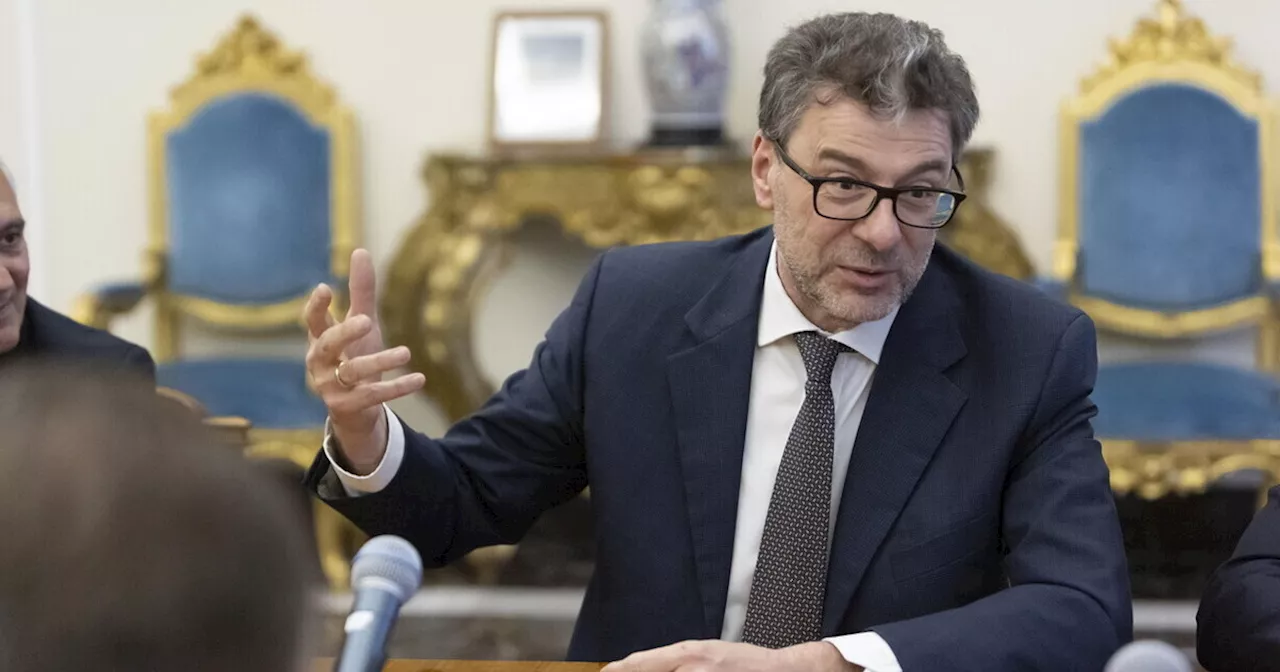 L'Eurogruppo chiede (di nuovo) conto del Mes all'Italia. Giorgetti: 'Bruxelles non agevola confronto'