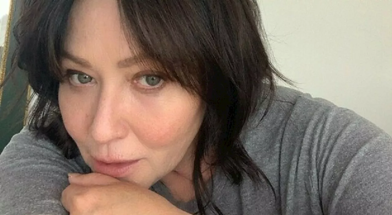 Shannen Doherty: «Il mio ex marito ritarda il divorzio: spera che io muoia di tumore, così non deve pagarmi gl