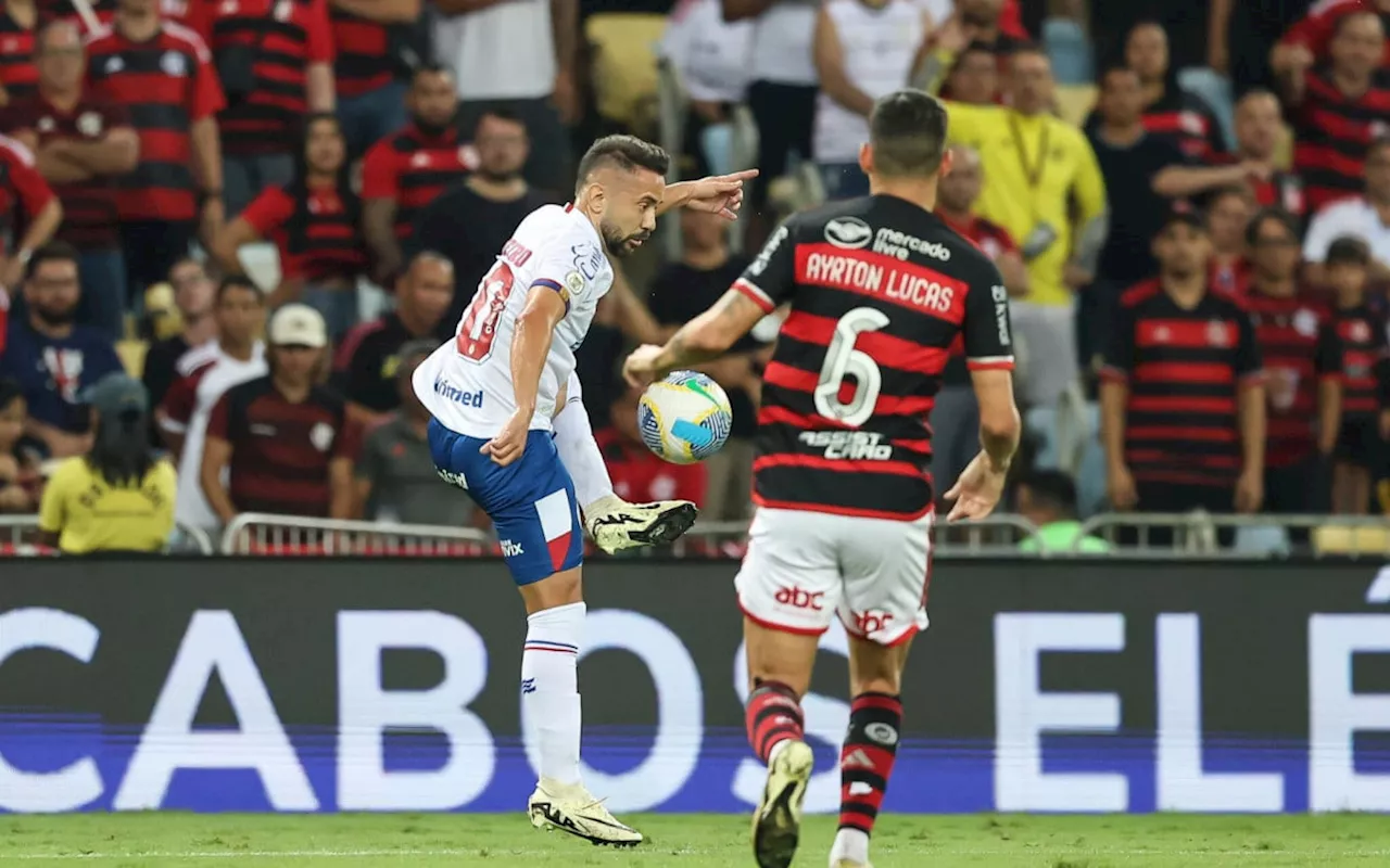 Flamengo vence o Bahia com gol no fim e assume a liderança do Brasileirão