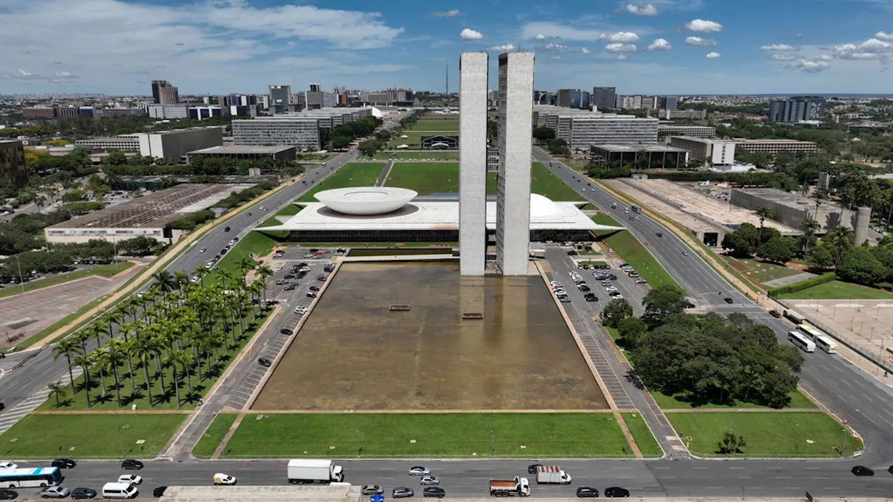 Câmara e Senado liberam parlamentares de trabalho em Brasília em semana de festas juninas