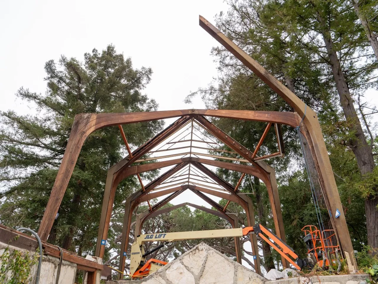 Wayfarers Chapel, jolted by shifting land, will be fully dismantled by Monday