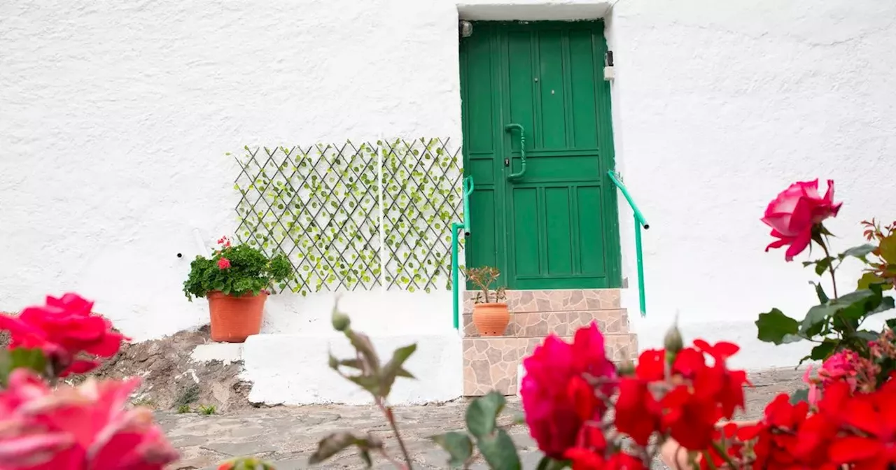 Inside Tenerife holiday home where missing Jay Slater took last photo