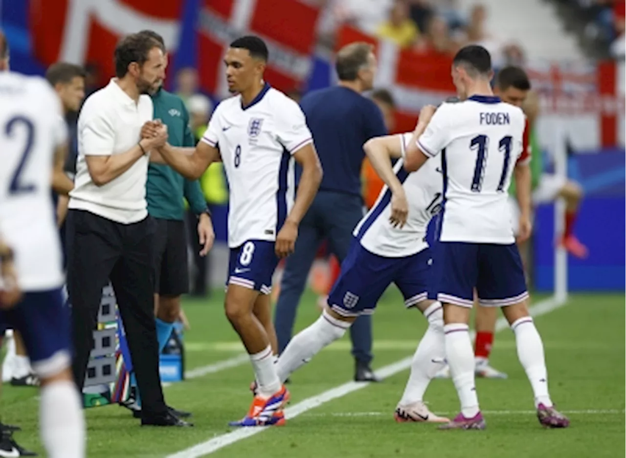 England’s lacklustre game against Denmark leaves fans, pundits baffled