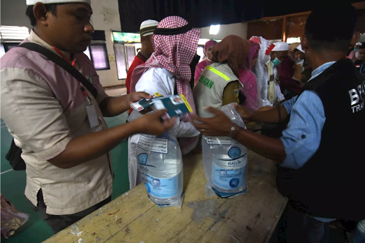 Jemaah Haji Diimbau tidak Bawa Zamzam di Koper Bagasi, Bisa Kena Denda