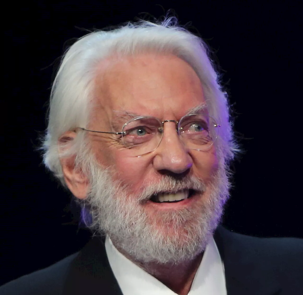 Actor Donald Sutherland dead at age 88—son