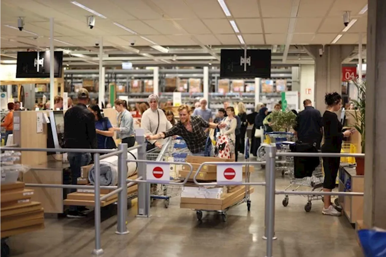 Stormloop bij Ikea door korting op alle artikelen: “Heel welkom tijdens renovatie”