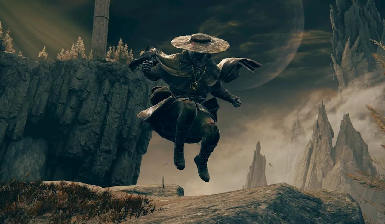 If you only try one of Elden Ring: Shadow of the Erdtree's new weapons, make it Dryleaf Arts