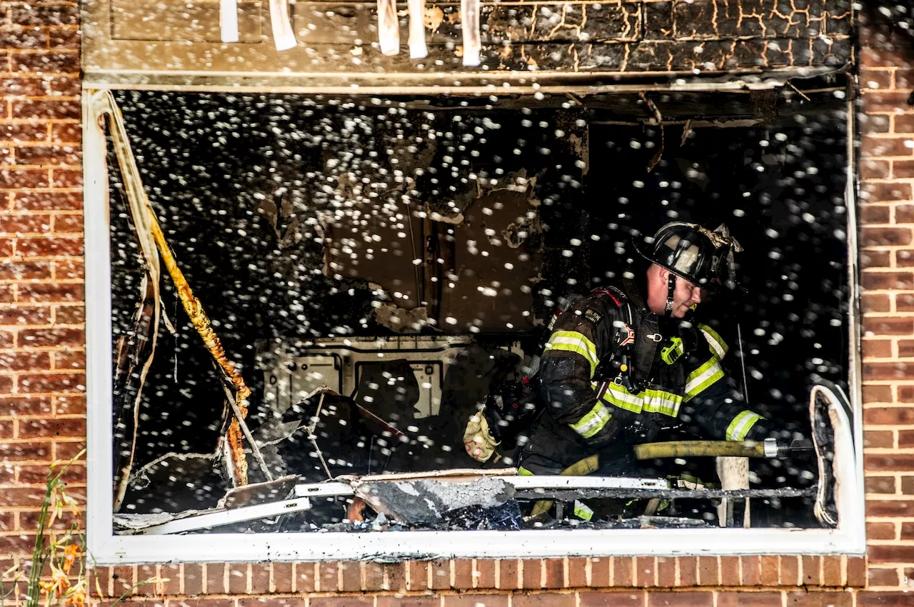 Apartment complex fire in Dauphin County damages several units