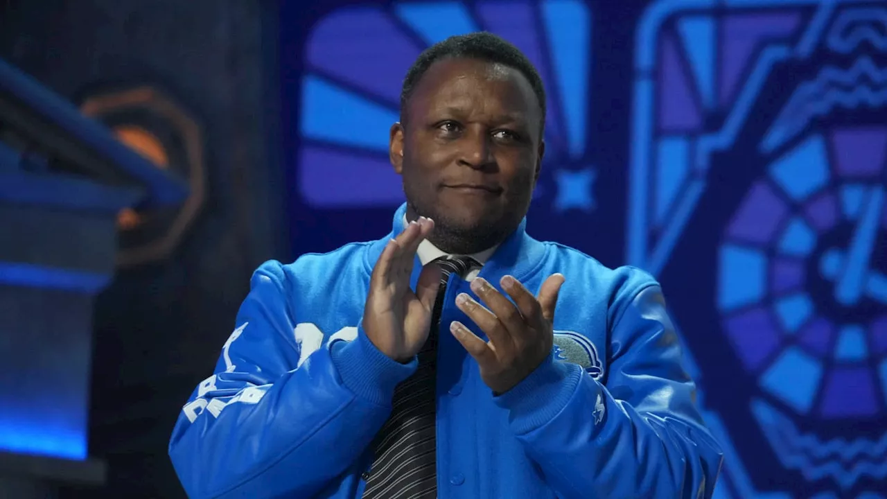 Legendary Running Back Barry Sanders Discloses Health Scare Over Father's Day Weekend