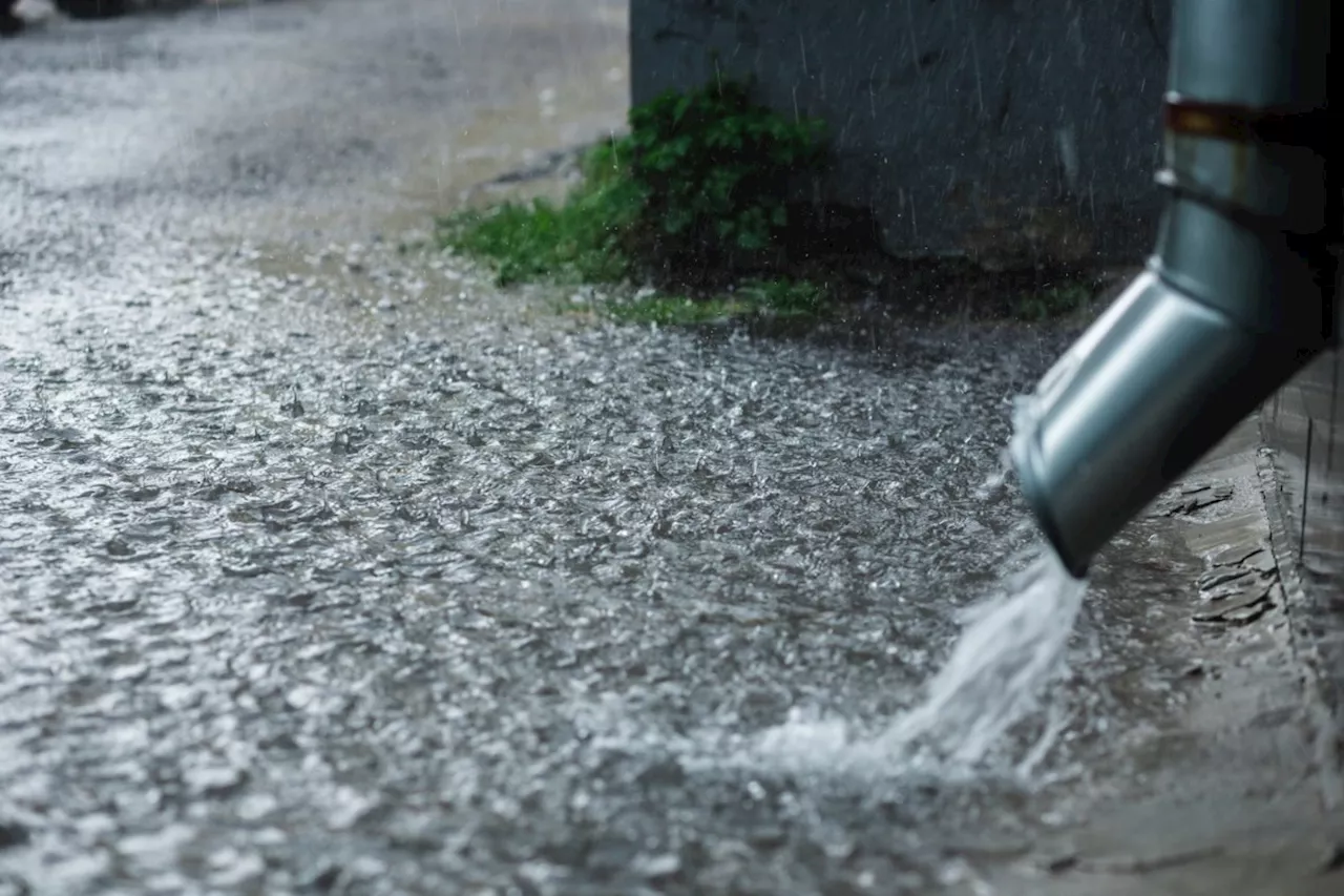 Heavy weekend thunderstorms could trigger local flooding