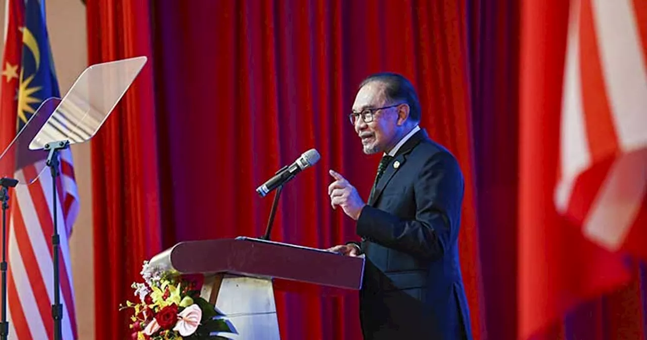 Anwar says China a 'true friend,' not to be feared