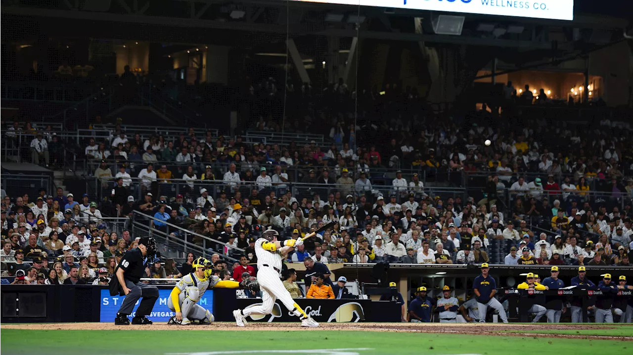 Cronenworth hits walk-off homer as Padres edge Brewers