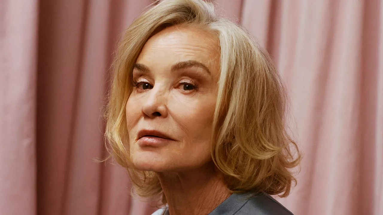 Jessica Lange, Living on the Edge: “What Would It Take to Teeter Off That High Wire?”