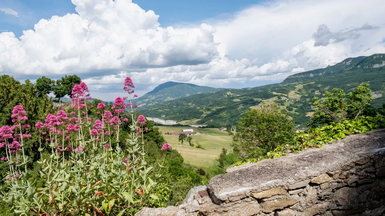 Sugli Appennini tra Emilia e Liguria: tra borghi e terre selvagge