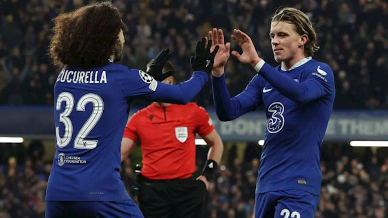 Arsenal Berburu Gelandang Chelsea