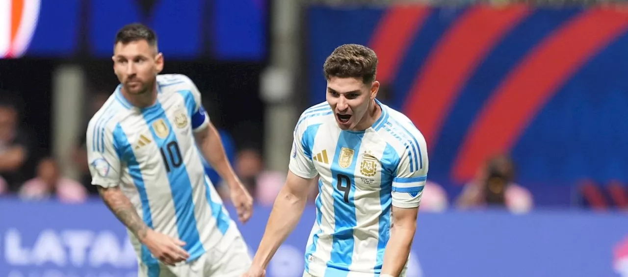 Julián Álvarez y Lautaro Martínez le dan brillo a otra encuentro récord para Messi