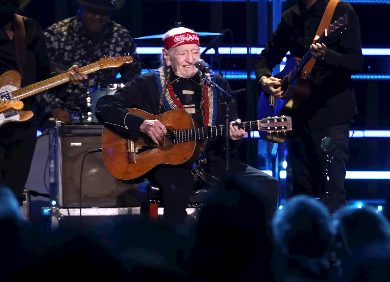 Willie Nelson pulled from Outlaw Music Festival for health reasons, releases statement