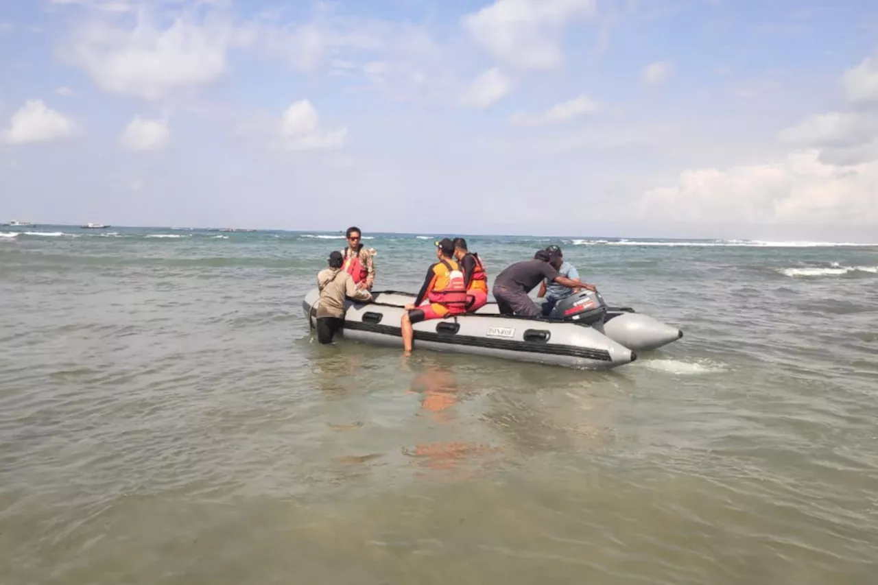 Tiga pemancing terseret ombak di Pantai Sumbawa NTB