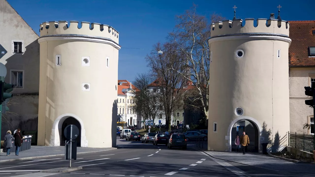 Regensburg: 'Letzte Generation' macht Straße 24 Stunden dicht