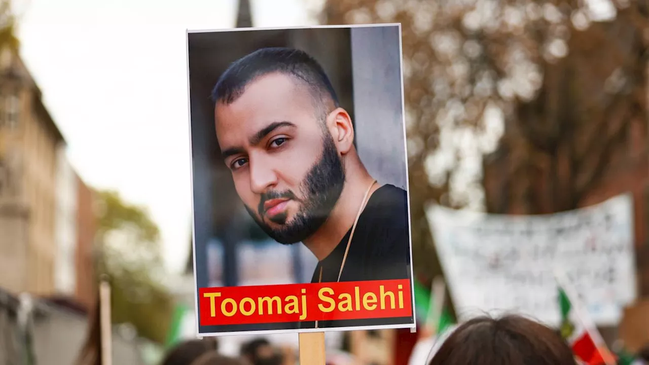 Toomaj Salehi: Todesstrafe gegen iranischen Rapper aufgehoben