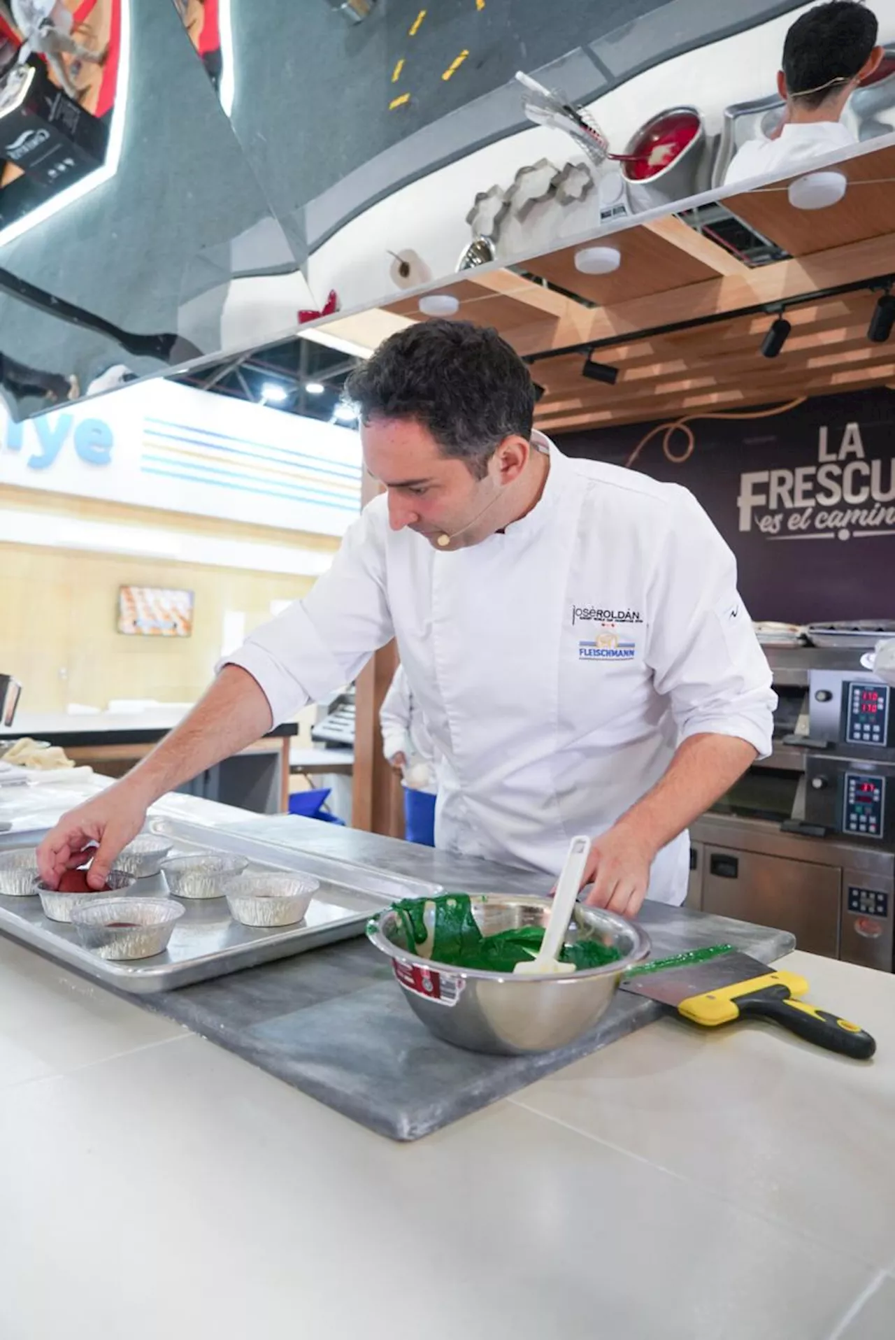 “En Colombia soy feliz comiendo pandebono”: Campeón mundial de panadería