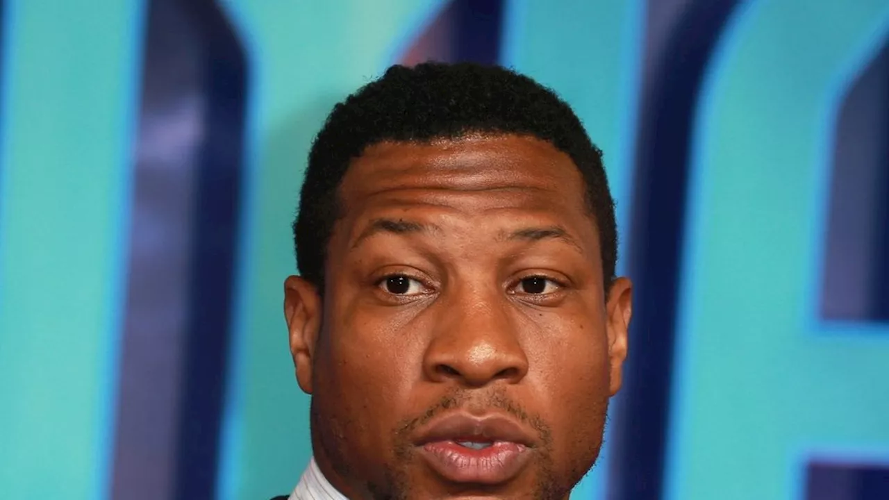 Bei Preisverleihung Hollywood Unlocked: Jonathan Majors hält tränenreiche Rede