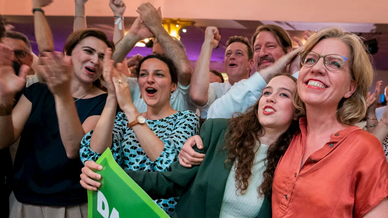 'Liebe Leonore!' Standing Ovations für Gewessler