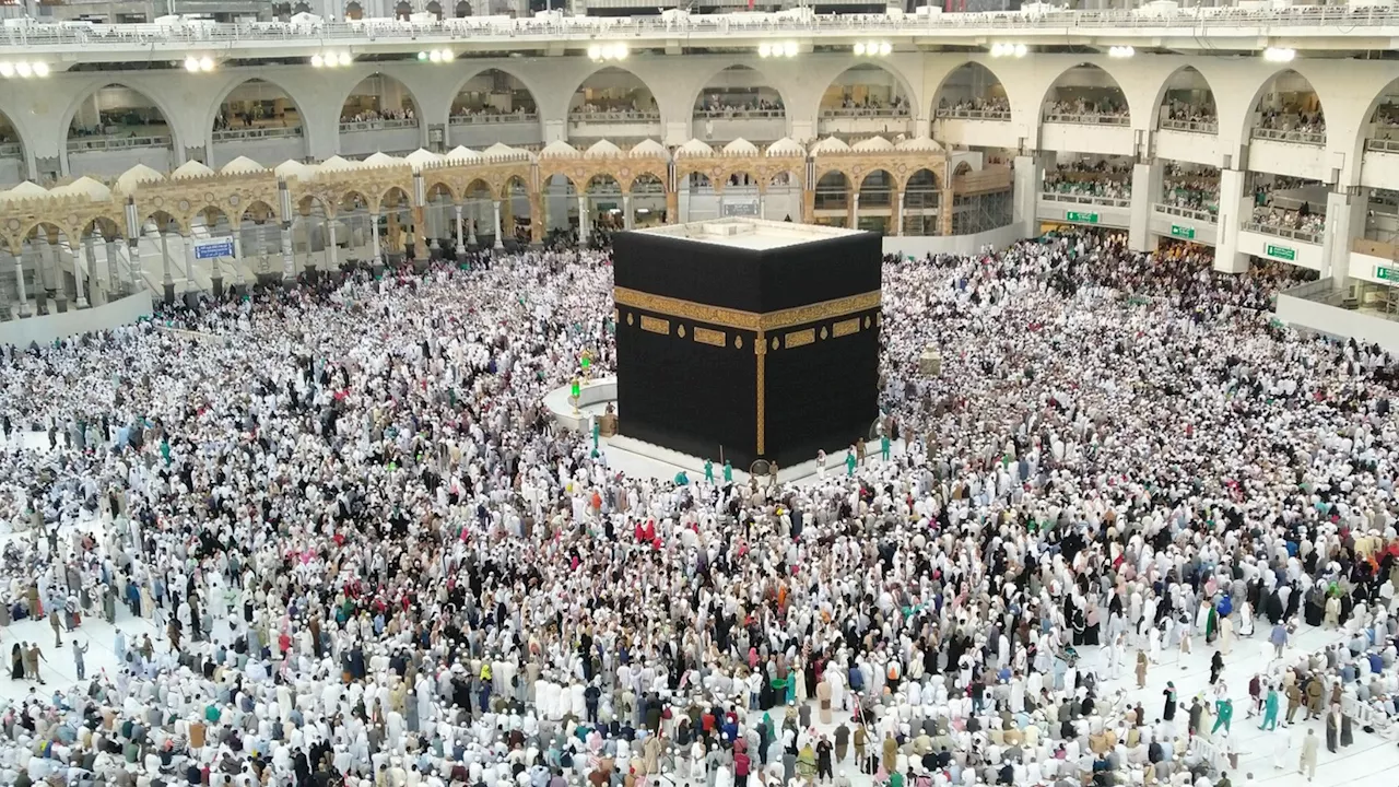 Hajj turns deadly as temperatures soar to 125°F, over 1,000 pilgrims die