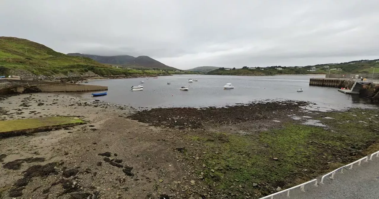 Search and rescue mission underway in Donegal amid fears for welfare of divers