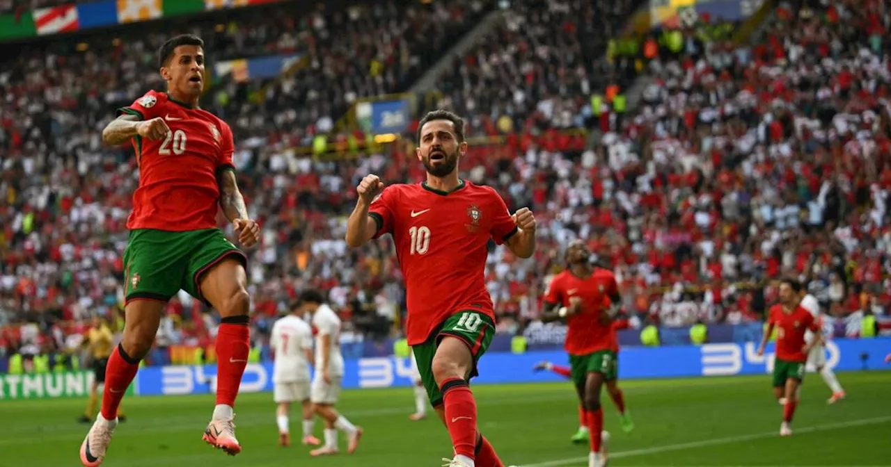 Nach kuriosem Eigentor: Portugal steht im Achtelfinale