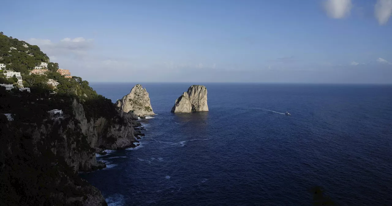 Capri, problema idrico: &#034;Emergenza sanitaria esplosiva&#034;, fermati tutti gli arrivi