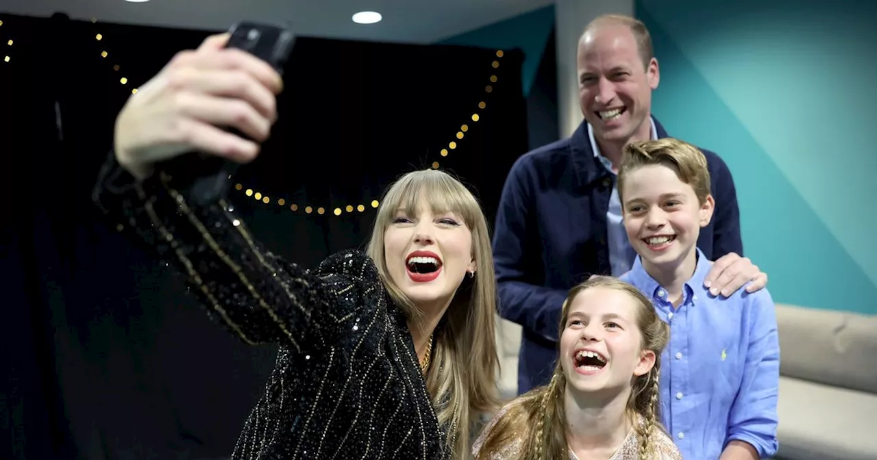 Taylor Swift poses for selfie with Prince William, George and Charlotte