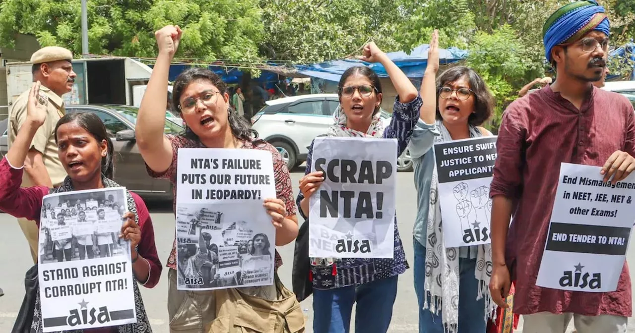 'पेपर लीक' विवाद के बीच NTA महानिदेशक सुबोध सिंह को पद से हटाया गया, प्रदीप सिंह बने नए DG