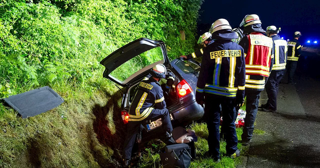 Fahrerin nicht ansprechbar: Eine verletzte Frau bei Unfall in Minden-Lübbecke