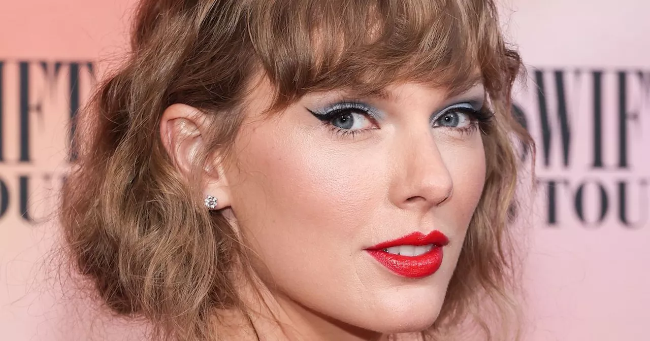 Taylor Swift says she's 'going to die' during fire in £40 million NYC apartment