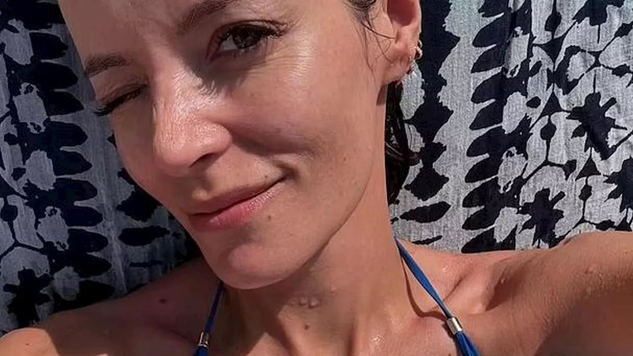 Sonnige Grüße: Lily Allen urlaubt mit Kids in Griechenland!