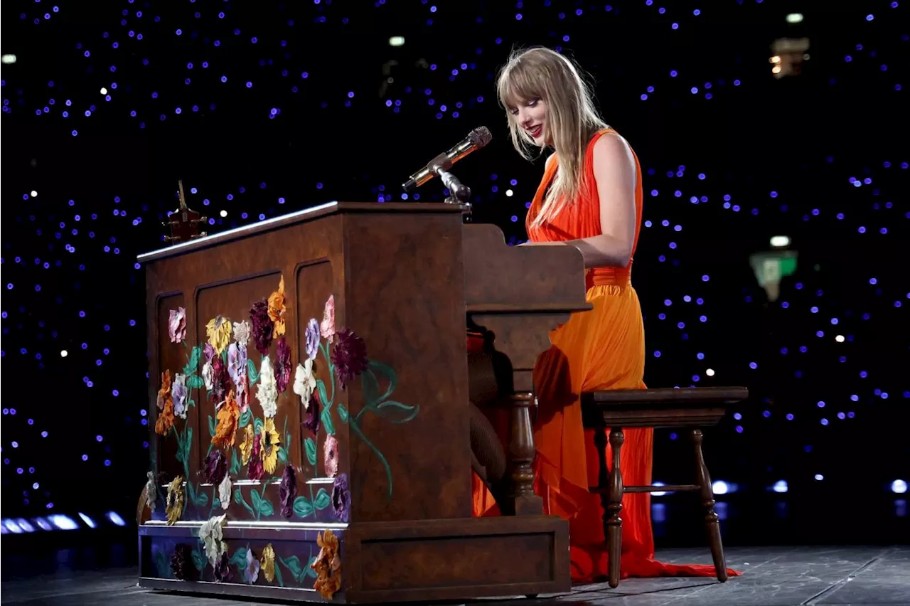 Taylor Swift Performs ‘The Black Dog’ Live for First Time at London Show