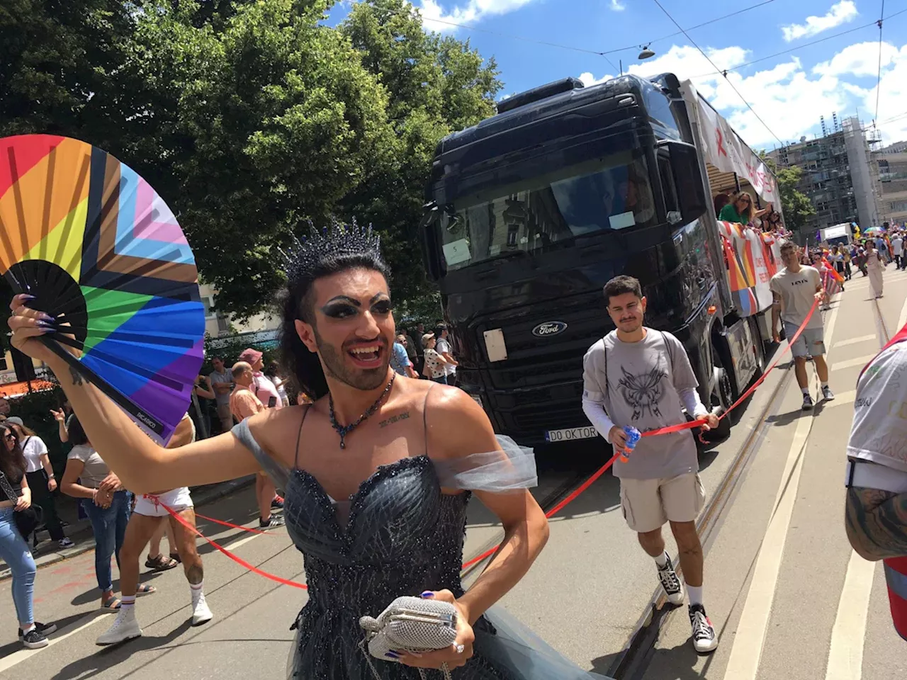 CSD 2024 in München: Die Bilder von der bunten Party